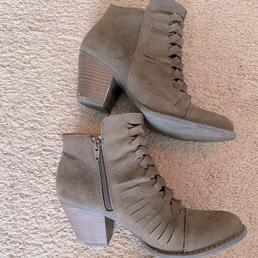 Mossimo women’s bootie